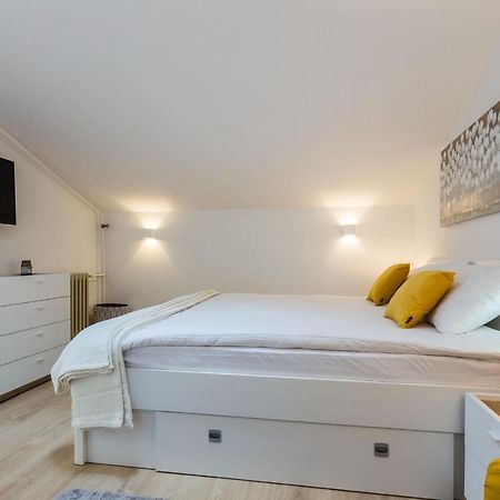 זאדאר Kuki Apartment With Balcony מראה חיצוני תמונה